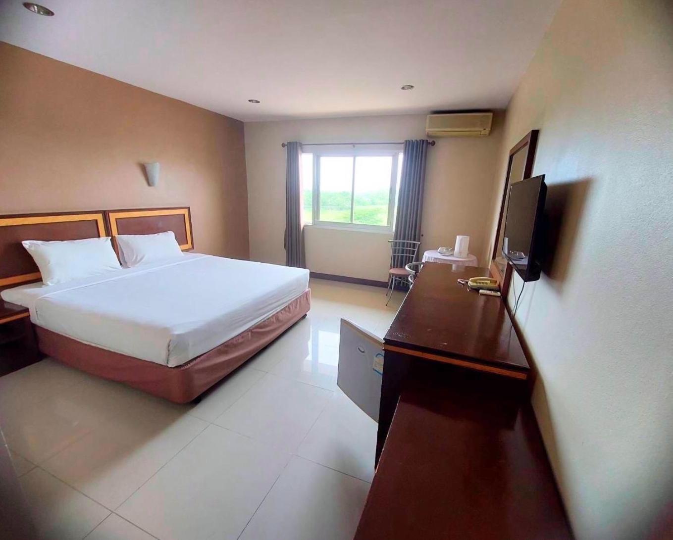 Kp Hotel Udonthani Kumphawapi المظهر الخارجي الصورة